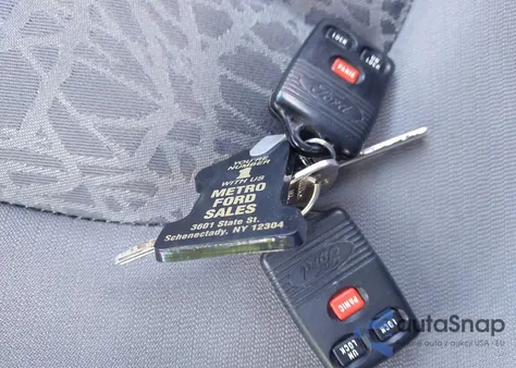 1995 Ford Probe Gt from USA, damaged, VIN 1ZVLT22B8S5122932